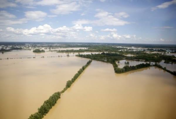 poplave-bosanska-posavina-foto-reuters-1400500170-500319.jpg