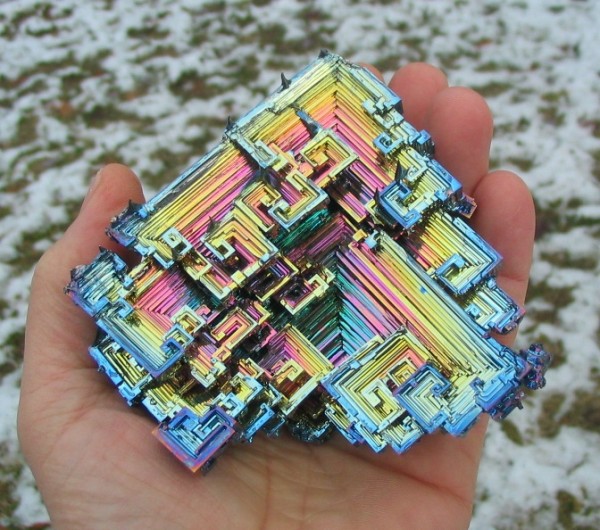 bismuth-crystal-tumblr_miukex8tDs1qam8b5o1_1280.jpg